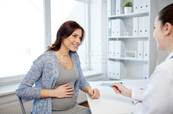 Сток-фото: гинеколог · врач · беременная · женщина · больницу · беременности · гинекология
