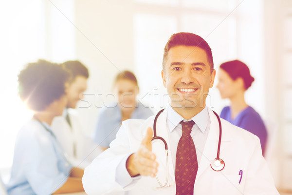 Heureux médecin groupe hôpital clinique profession [[stock_photo]] © dolgachov