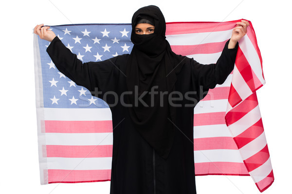 Muslim Frau hijab amerikanische Flagge Einwanderung Menschen Stock foto © dolgachov