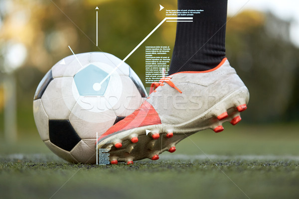 Fußballer spielen Ball Fußballplatz Sport Fußball Stock foto © dolgachov