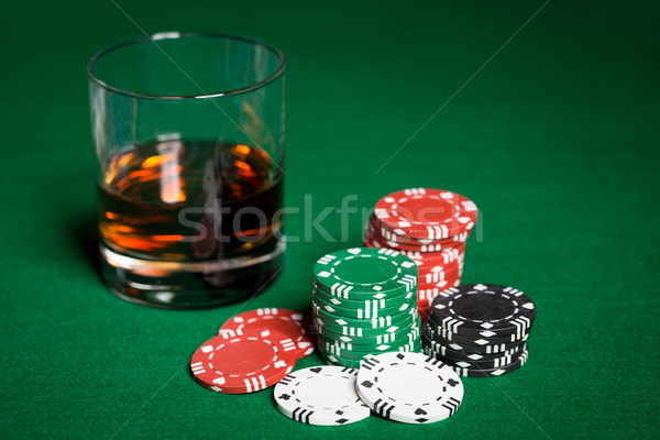 фишки казино виски стекла таблице игорный Сток-фото © dolgachov