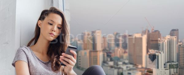 Triste joli adolescente smartphone personnes [[stock_photo]] © dolgachov