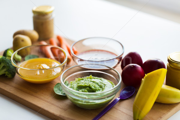 Vegetal alimentos para bebês vidro alimentação saudável nutrição Foto stock © dolgachov