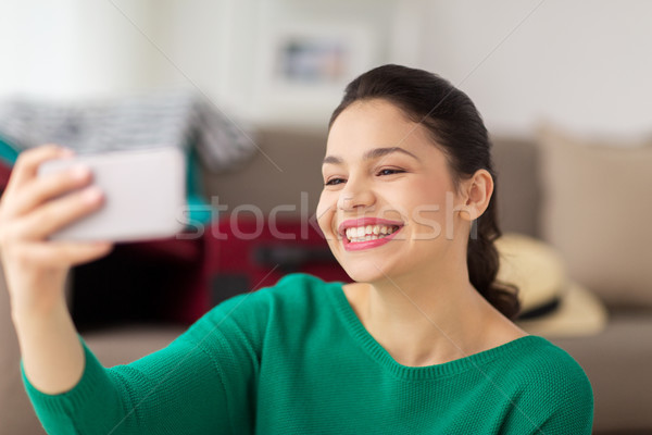 Gelukkig jonge vrouw smartphone mensen technologie Stockfoto © dolgachov