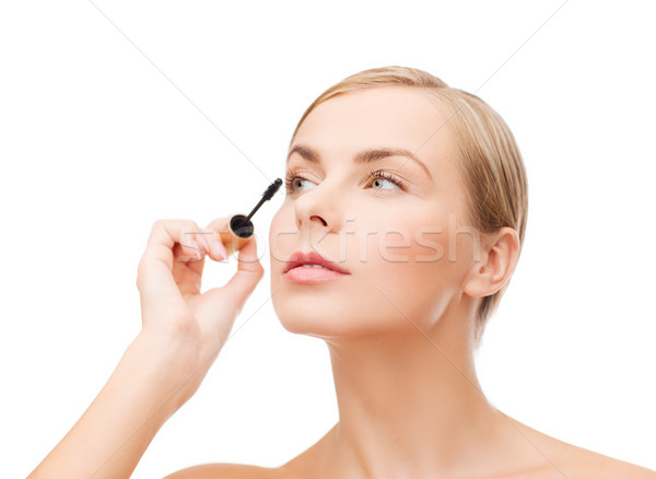 [[stock_photo]]: Belle · femme · mascara · cosmétiques · santé · beauté · noir