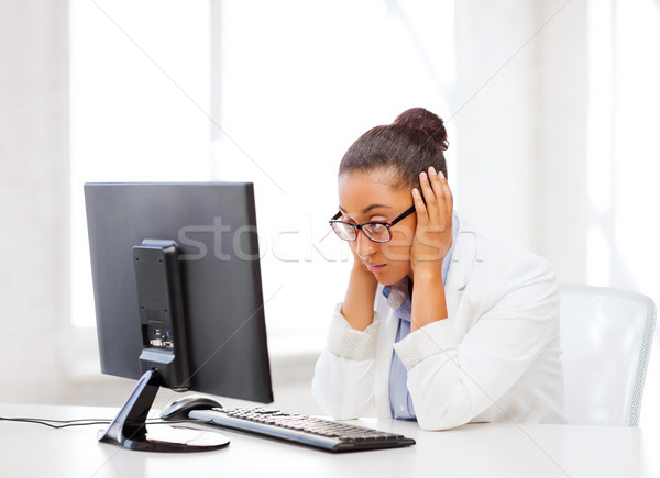 Foto stock: Africano · mulher · computador · negócio · escritório · escolas