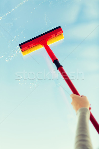 Stockfoto: Hand · schoonmaken · venster · spons · mensen