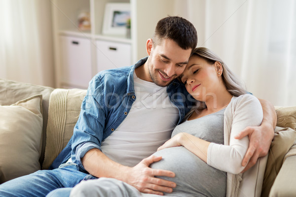 Stock fotó: Férfi · ölel · terhes · nő · otthon · terhesség · emberek