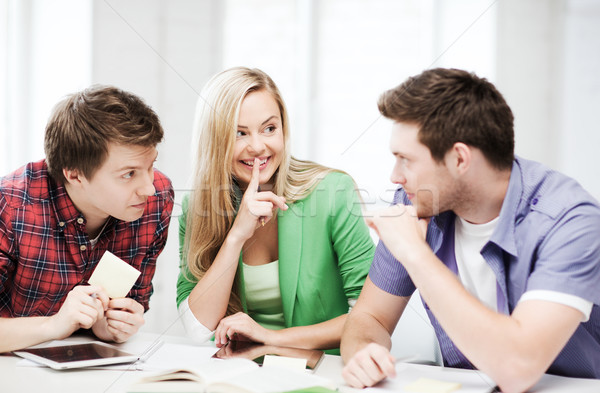 Foto d'archivio: Gruppo · studenti · scuola · istruzione · donne