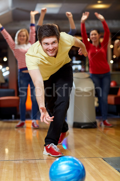 Stock fotó: Boldog · fiatalember · dob · labda · bowling · klub