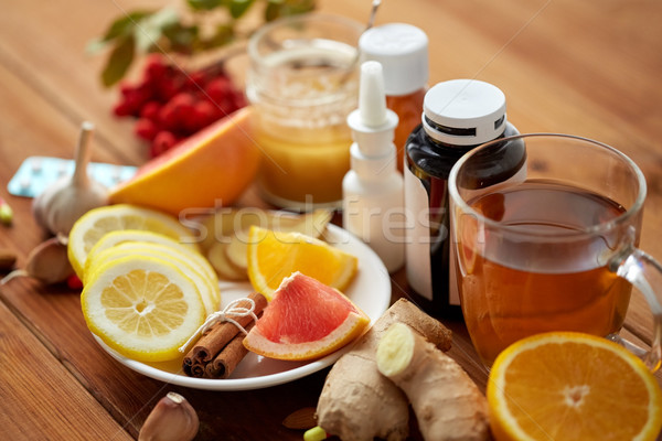 [[stock_photo]]: Traditionnel · médecine · médicaments · santé · naturelles · table · en · bois