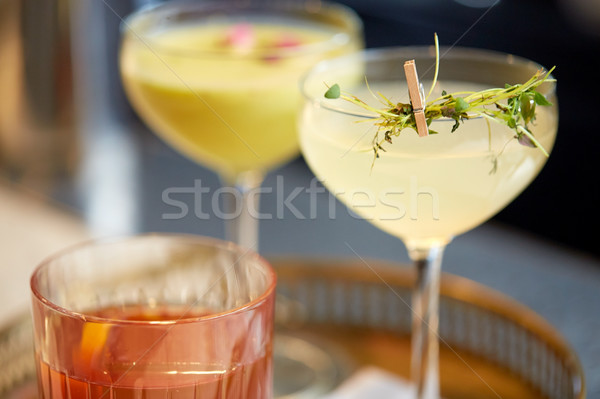 Taca okulary koktajle bar alkoholu napojów Zdjęcia stock © dolgachov