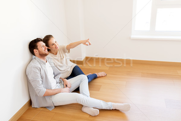 [[stock_photo]]: Heureux · couple · salle · vide · nouvelle · maison · hypothèque · personnes