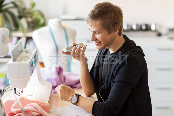 Divat designer okostelefon dolgozik stúdió emberek Stock fotó © dolgachov