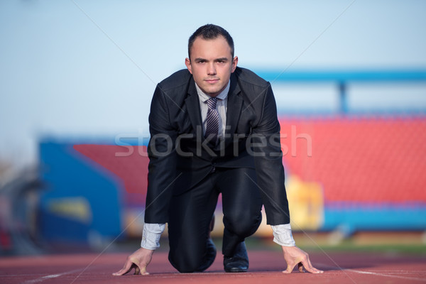 üzletember kész futás kezdet pozició fut Stock fotó © dotshock