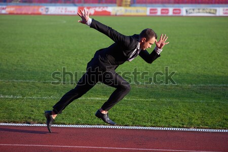 Geschäftsmann bereit Sprint starten Position laufen Stock foto © dotshock