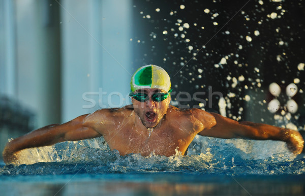 Salud fitness estilo de vida jóvenes atleta Foto stock © dotshock