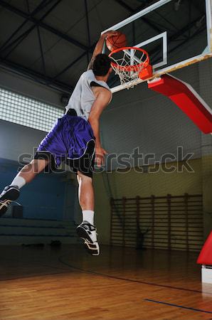 行动 足球运动员 踢球 足球 商业照片 dotshock