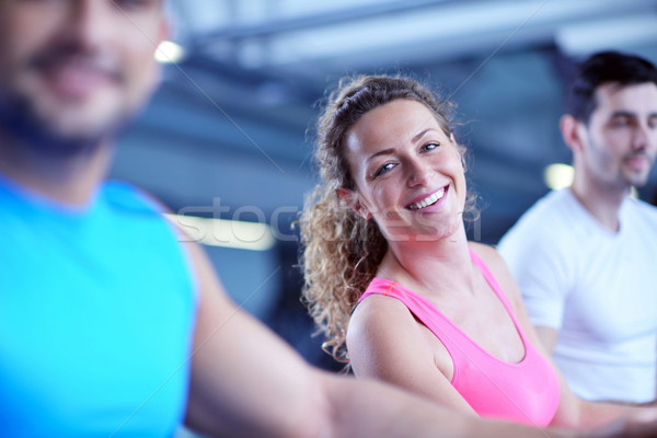 Groupe de gens courir groupe jeunes modernes sport [[stock_photo]] © dotshock