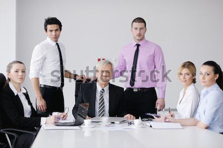 équipe personnes groupe vérifier documents [[stock_photo]] © dotshock
