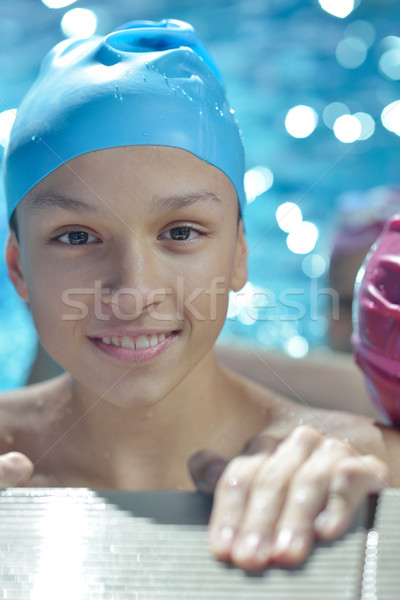 Mutlu çocuk yüzme havuzu eğlence su kız Stok fotoğraf © dotshock