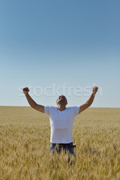 Man jonge man succes landbouw vrijheid Stockfoto © dotshock
