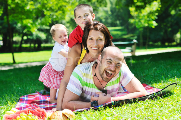 Foto d'archivio: Felice · bambini · divertimento · parco · bella