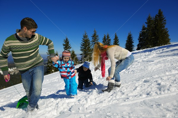 Сток-фото: семьи · свежие · снега · зима · отпуск