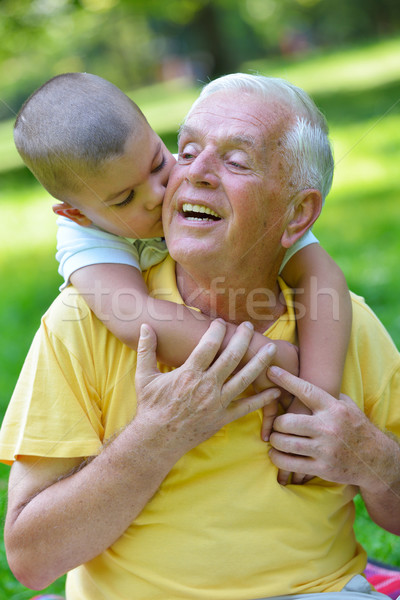 Glücklich Großvater Kind Park Spaß spielen Stock foto © dotshock