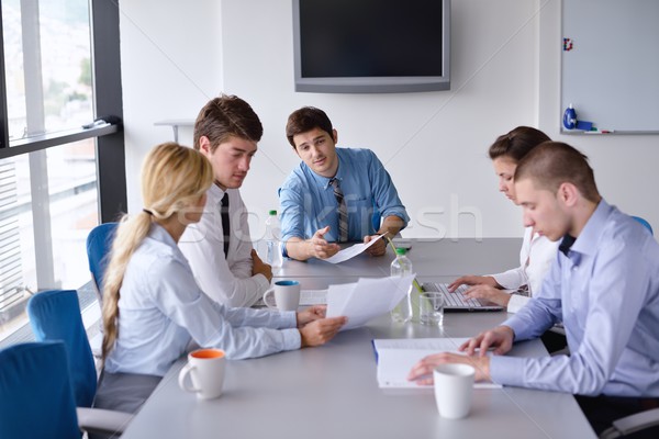 Сток-фото: деловые · люди · заседание · служба · группа · счастливым · молодые