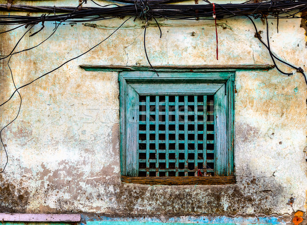 Alten grünen Fenster schmutzig Wand Textur Stock foto © dutourdumonde