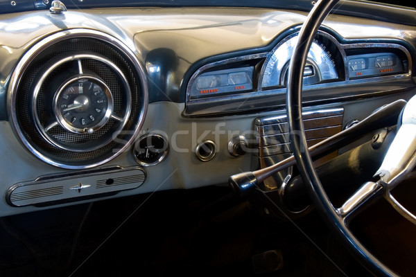 Oldtimer interieur oude vintage motor Stockfoto © EcoPic