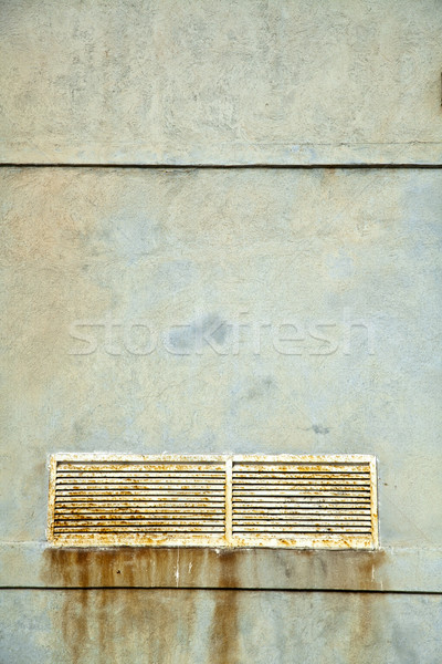 Pared Rusty cubrir barba Foto stock © eldadcarin