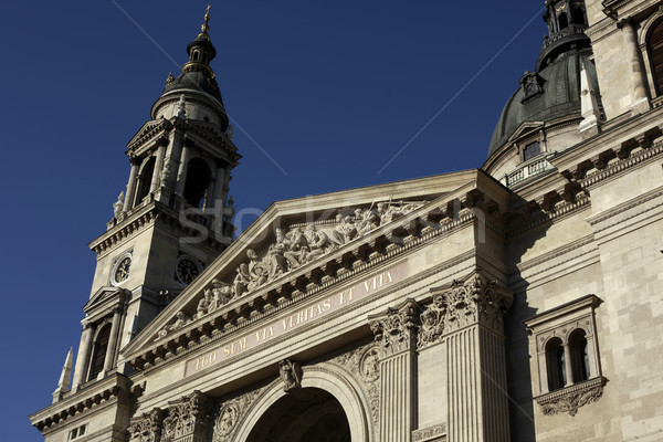 Bazilika Budapest Magyarország homlokzat templom égbolt Stock fotó © eldadcarin
