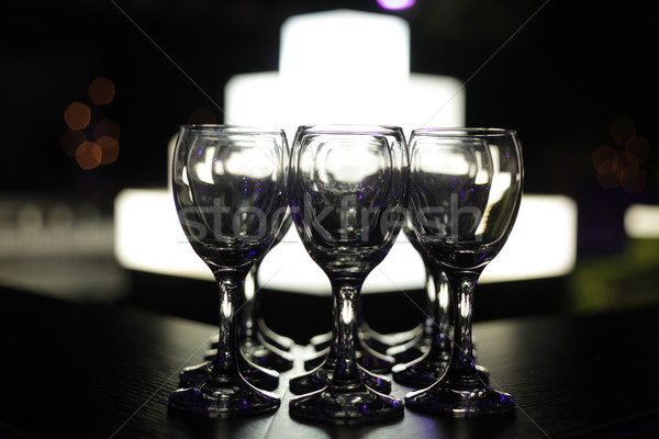 Bankett borospoharak szett ebédlőasztal esküvő buli Stock fotó © eldadcarin