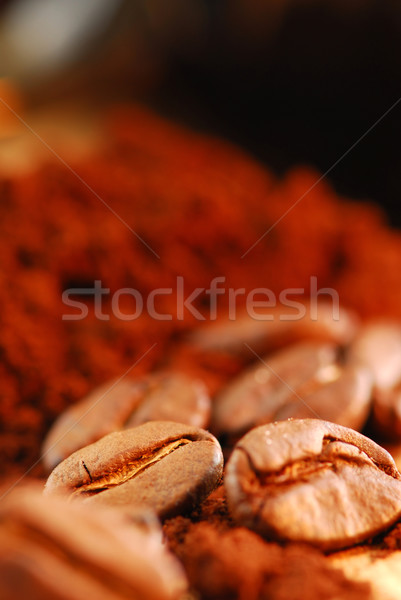 Stockfoto: Koffiebonen · grond · koffie · macro · afbeelding · zwarte · koffie