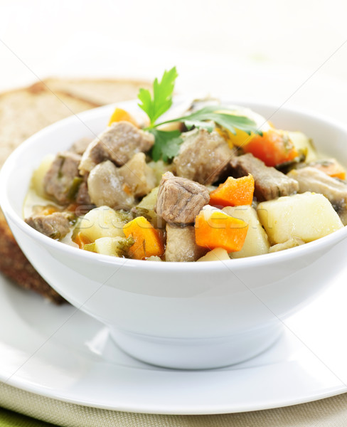 Bol ragoût de boeuf légumes servi seigle pain [[stock_photo]] © elenaphoto