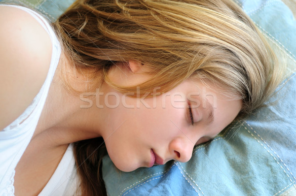 Adolescente dormir belle matin fille femmes [[stock_photo]] © elenaphoto