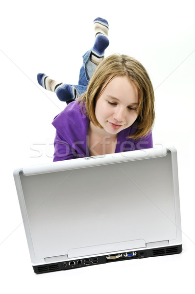 女孩 計算機 年輕的女孩 筆記本電腦 孩子們 商業照片 © elenaphoto