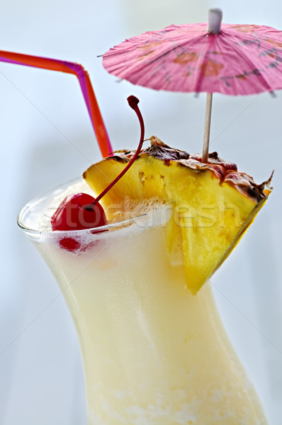 Piña colada cóctel beber huracán vidrio aislado Foto stock © elenaphoto
