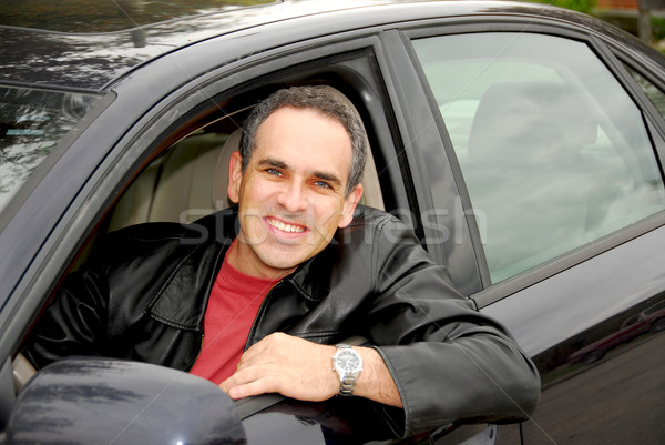 Сток-фото: человека · автомобилей · улыбаясь · глядя · окна · природы