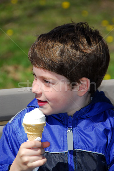 Jongen ijs portret kinderen kinderen ijs Stockfoto © elenaphoto