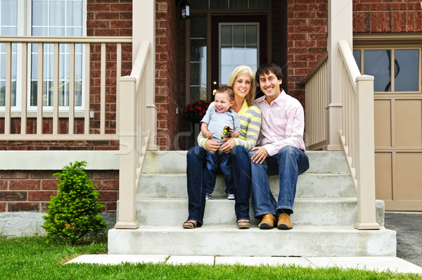 [[stock_photo]]: Famille · heureuse · maison · jeunes · famille · séance