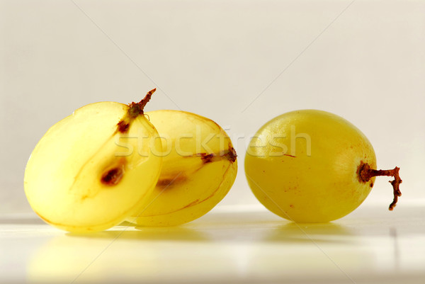 Grapes macro Stock photo © elenaphoto