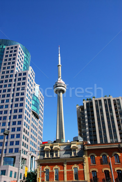 Vechi nou Toronto cer albastru clădirilor Imagine de stoc © elenaphoto