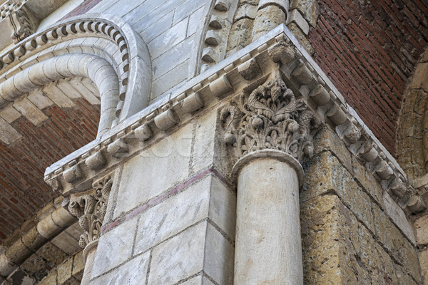 Bazilica cărămidă piatră arhitectural Imagine de stoc © elenaphoto