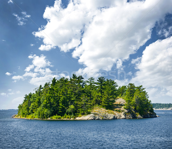 Insulă mic suna ontario Canada cer Imagine de stoc © elenaphoto