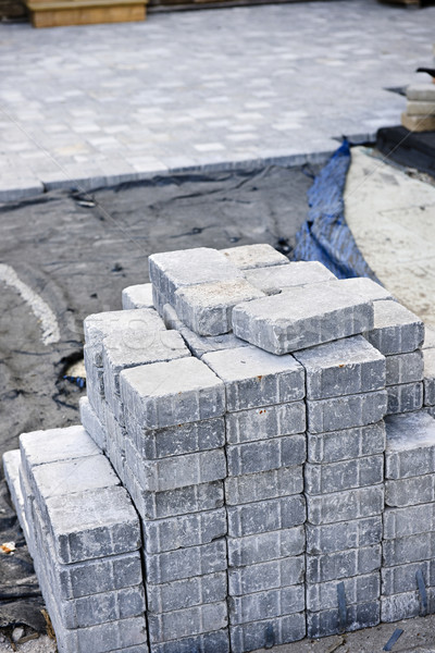 Kő kocsifelhajtó kövek installál tereprendezés építkezés Stock fotó © elenaphoto