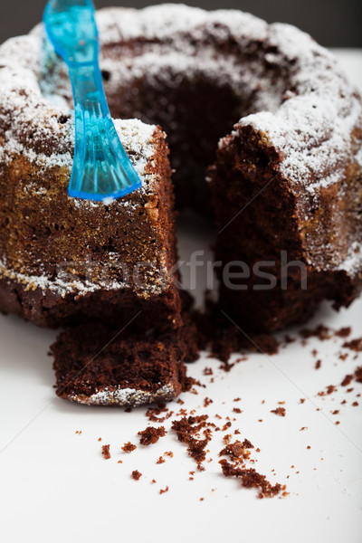 Bolo de chocolate secar peça açúcar de confeiteiro Foto stock © ElinaManninen
