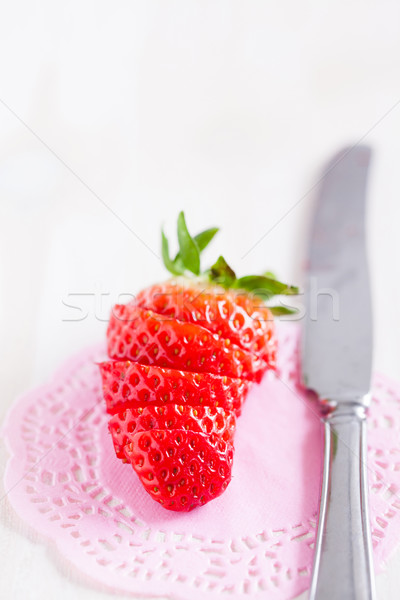 Geschnitten Erdbeere Messer frischen Silber Stock foto © ElinaManninen